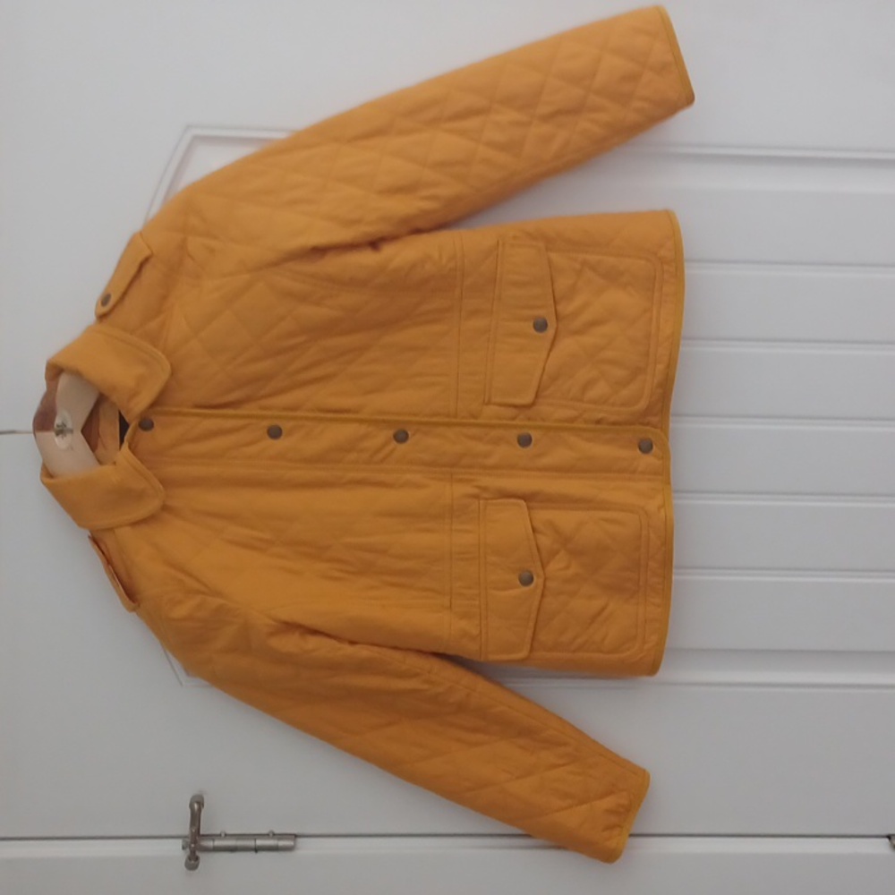 Talbots women's quilted light weight jacket. Size Small Petite
